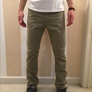 Levi’s 513 dark khaki